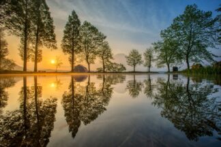 Mount Fuji reflected in Lake , Japan - Picment