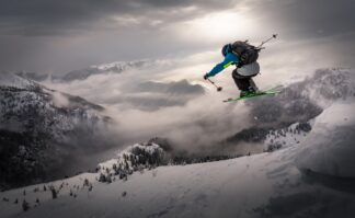 Backcountry skiing - Picment