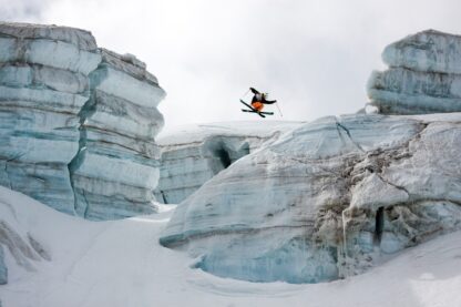 Candide Thovex out of nowhere into nowhere - Picment